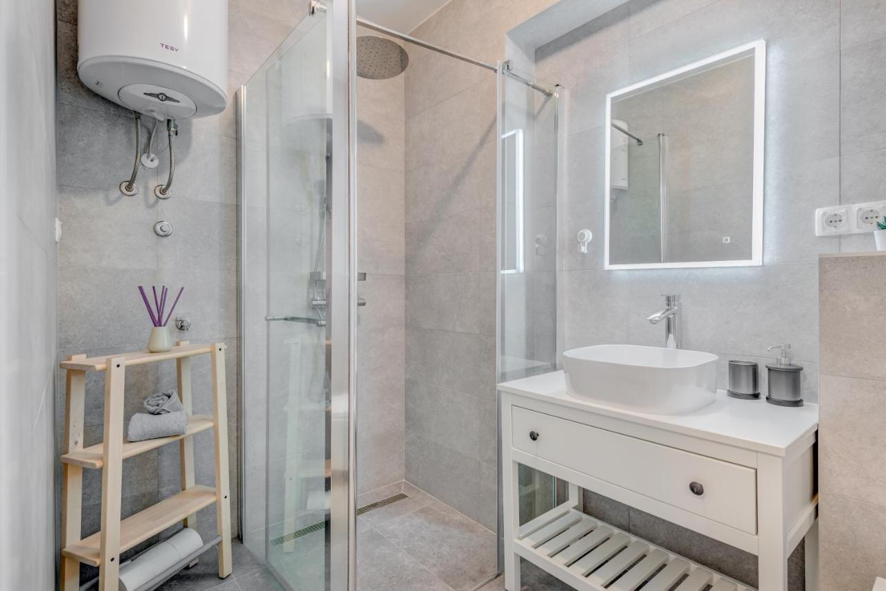 New And Chic Place Near Old Town Of Traù Esterno foto
