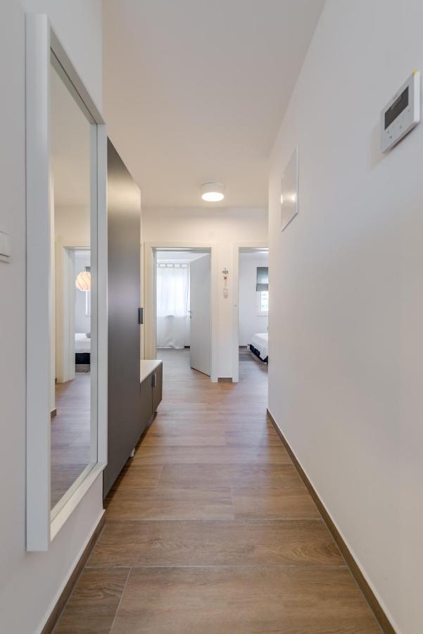 New And Chic Place Near Old Town Of Traù Esterno foto